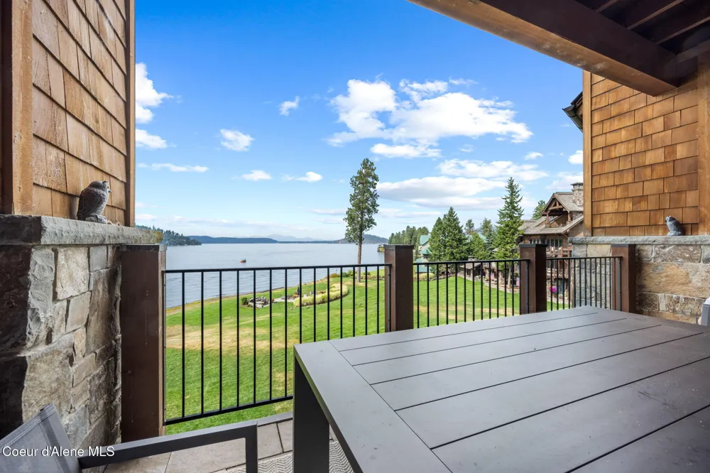 4757 S ARROW POINT DRIVE ##305 Harrison, ID 83833