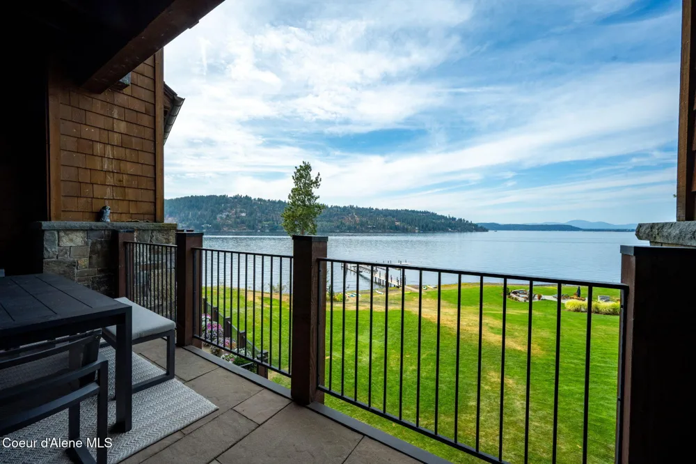 4757 S ARROW POINT DRIVE ##305 Harrison, ID 83833