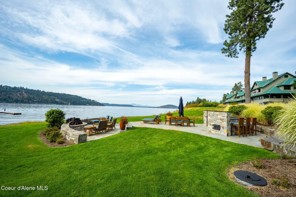 4757 S ARROW POINT DRIVE ##305 Harrison, ID 83833