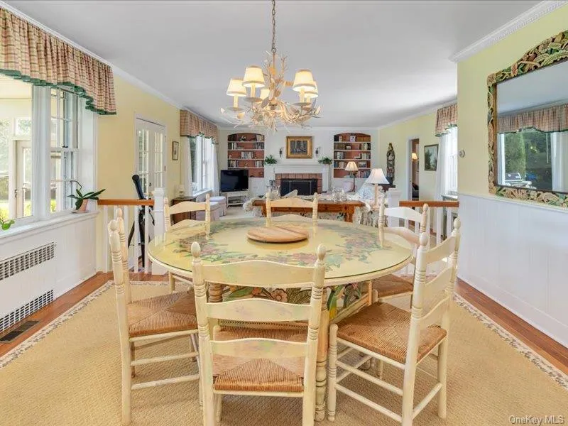 44 Griffing Avenue Westhampton Beach, NY 11978