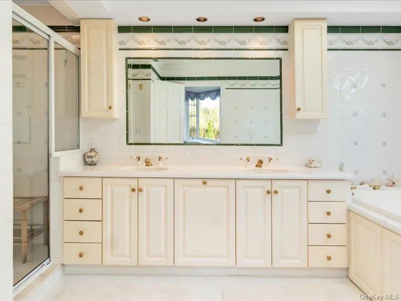 44 Griffing Avenue Westhampton Beach, NY 11978