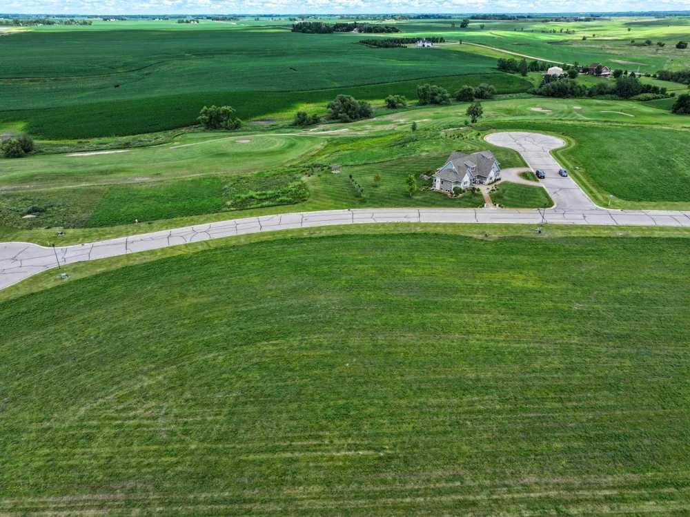 25219 Eagle Trace Hancock, MN 56244