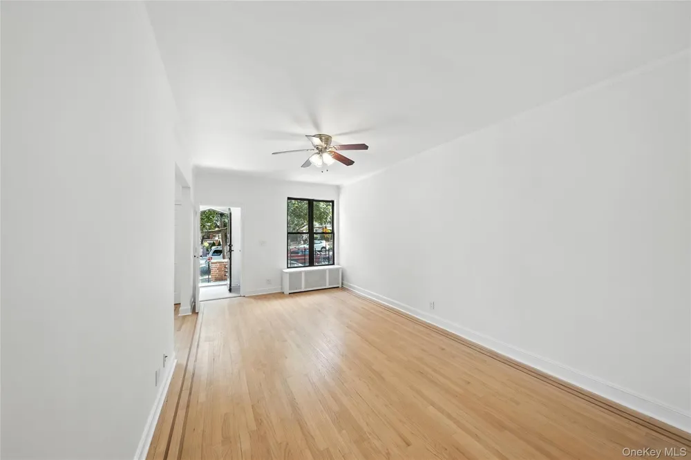 5958 69th Place Maspeth, NY 11378