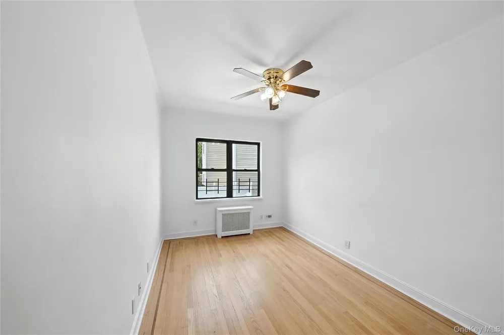 5958 69th Place Maspeth, NY 11378