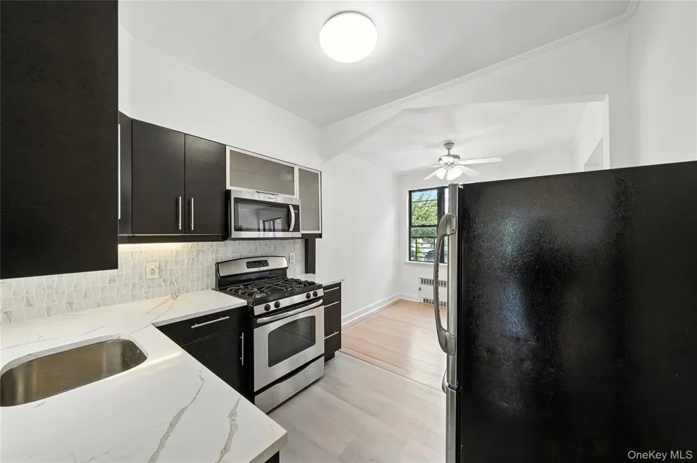5958 69th Place Maspeth, NY 11378