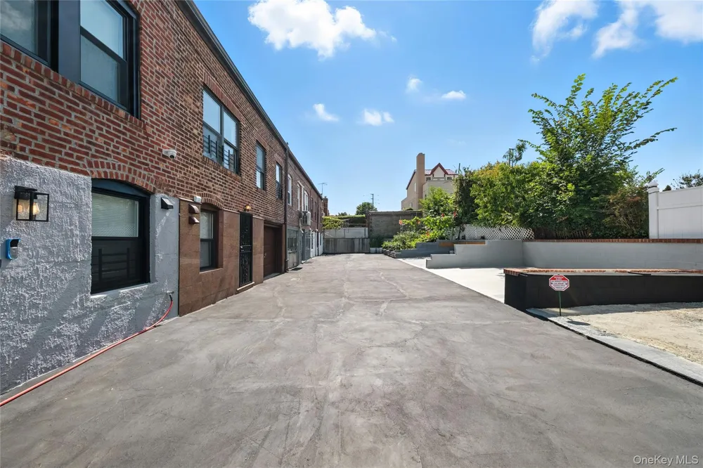5958 69th Place Maspeth, NY 11378