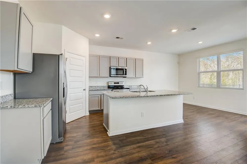 257 Bur Oak Bend #Aria Newnan, GA 30265