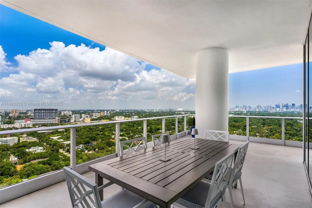 2627 S Bayshore Dr #2801 Miami, FL 33133