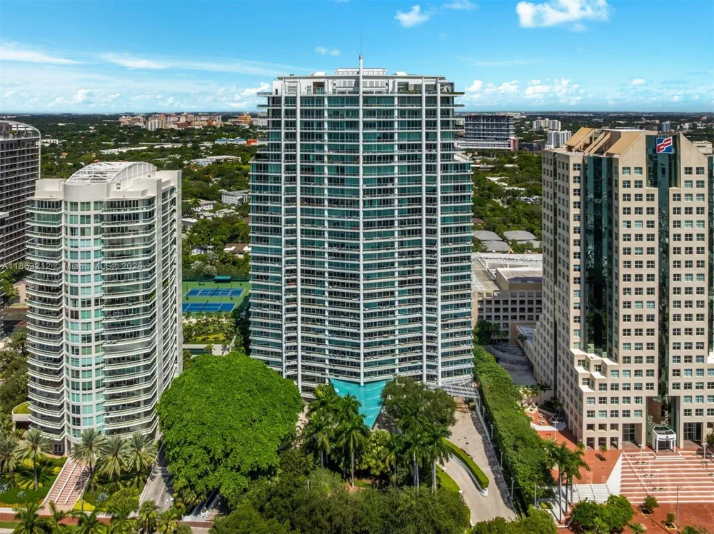 2627 S Bayshore Dr #2801 Miami, FL 33133
