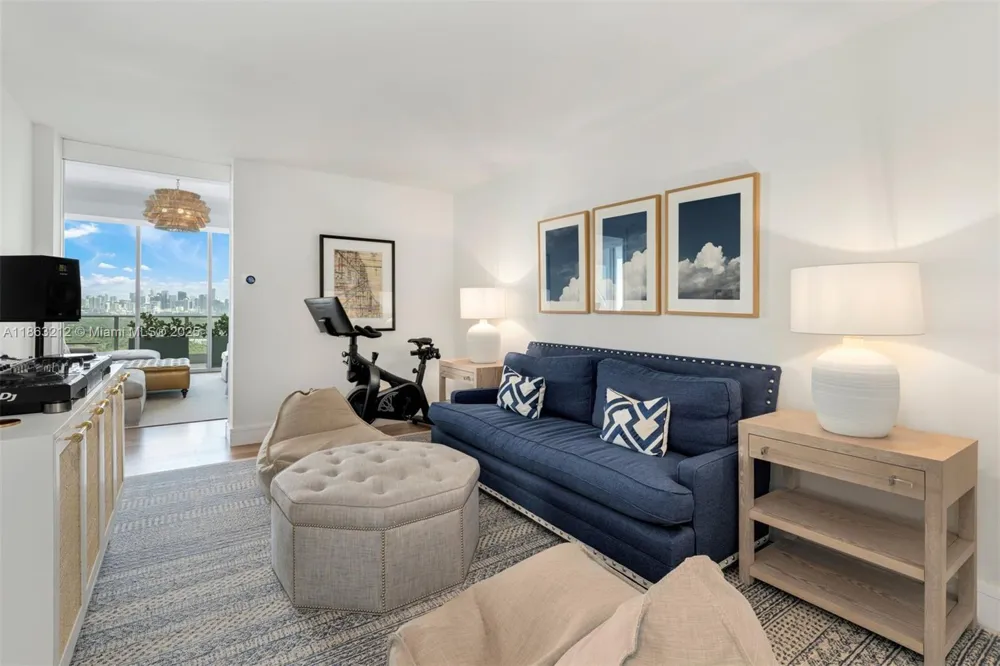 2627 S Bayshore Dr #2801 Miami, FL 33133