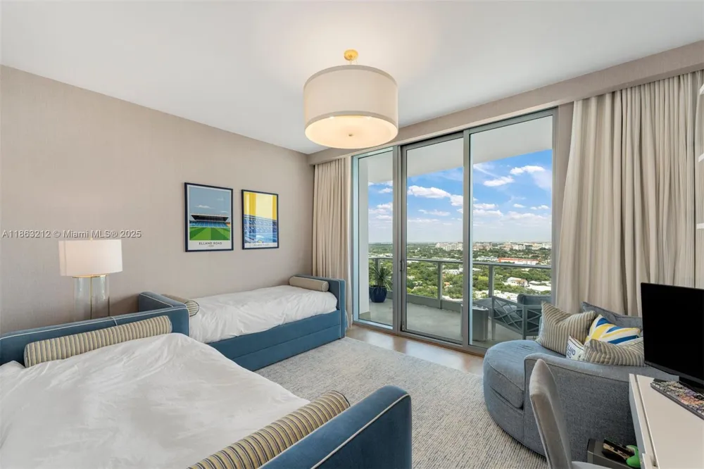 2627 S Bayshore Dr #2801 Miami, FL 33133