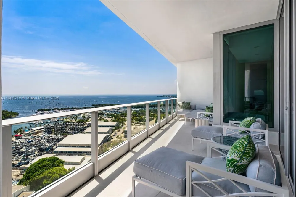 2627 S Bayshore Dr #2801 Miami, FL 33133