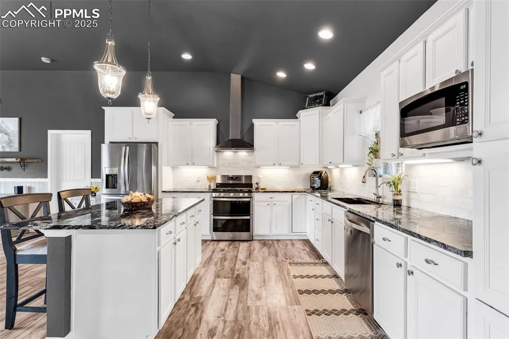 10380 Coyote Lane Rye, CO 81069