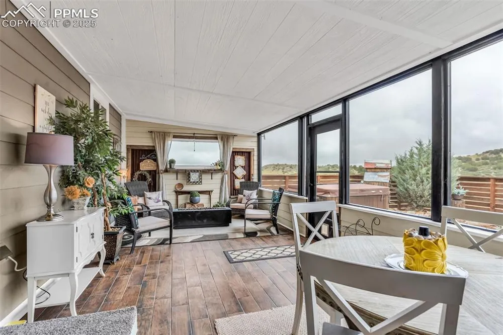 10380 Coyote Lane Rye, CO 81069