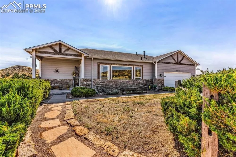 10380 Coyote Lane Rye, CO 81069