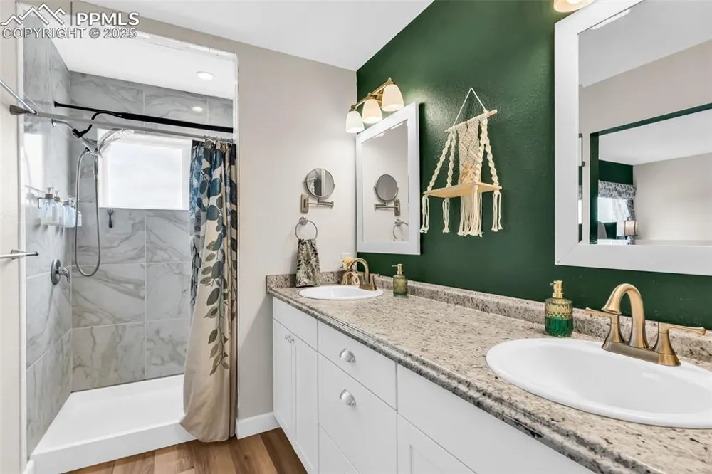 10380 Coyote Lane Rye, CO 81069