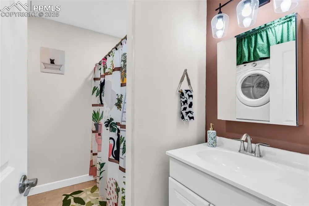 10380 Coyote Lane Rye, CO 81069