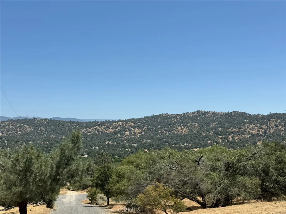 1 Wild Horse Way Coarsegold, CA 93614