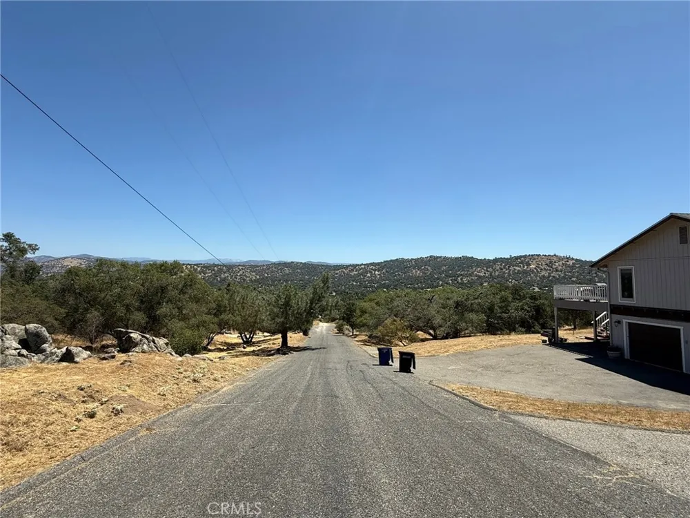 1 Wild Horse Way Coarsegold, CA 93614