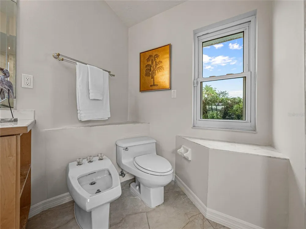 366 6TH AVENUE Tierra Verde, FL 33715