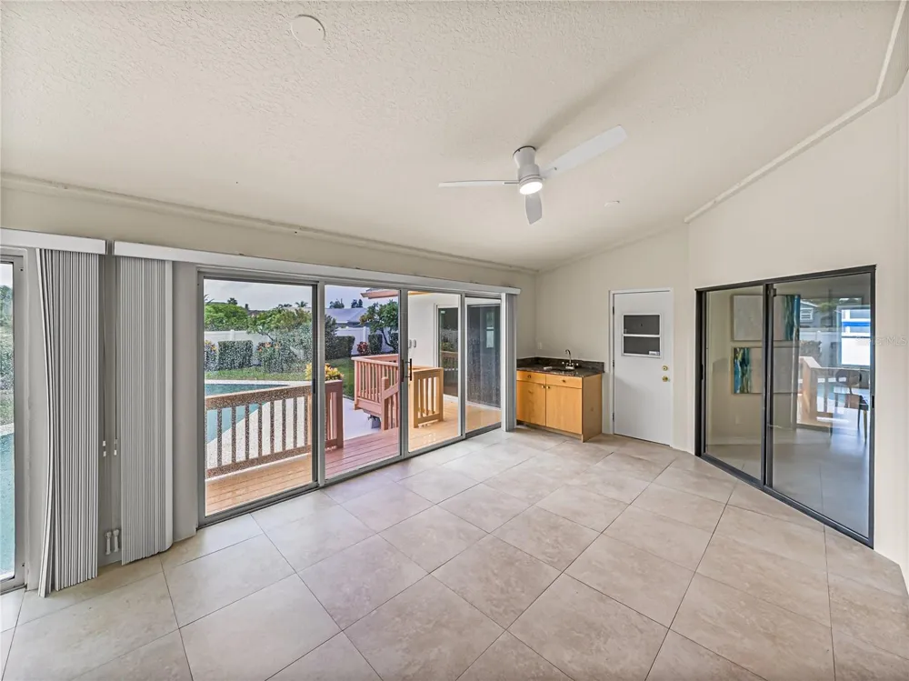 366 6TH AVENUE Tierra Verde, FL 33715
