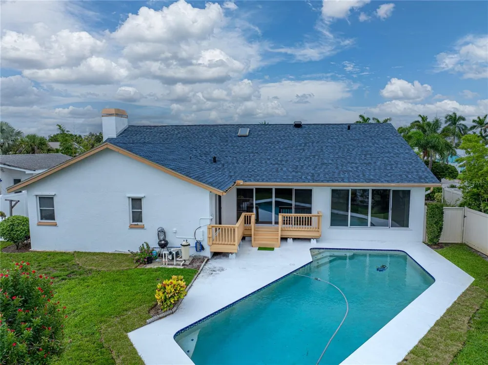 366 6TH AVENUE Tierra Verde, FL 33715
