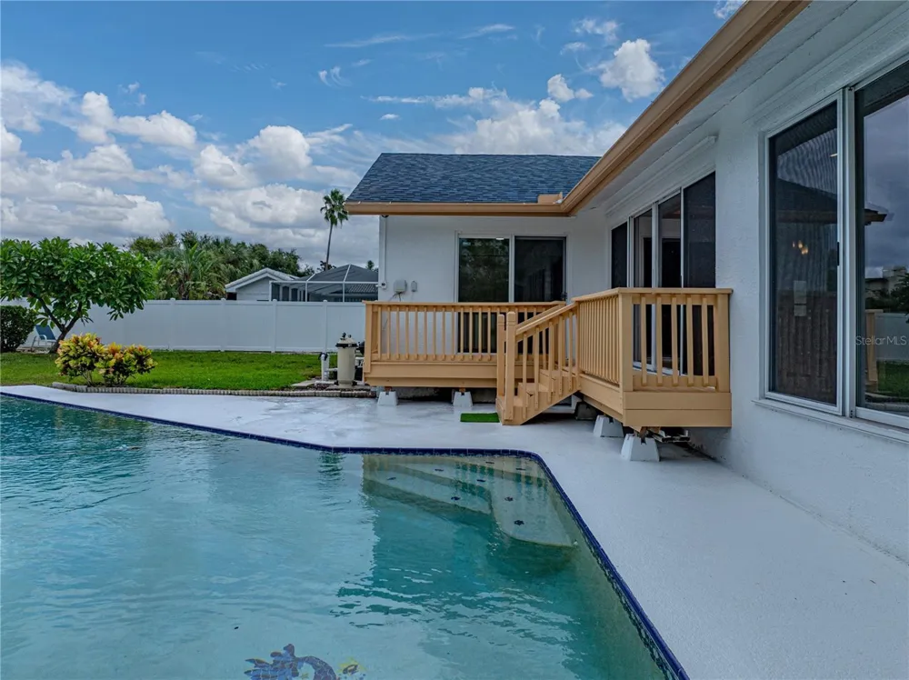 366 6TH AVENUE Tierra Verde, FL 33715