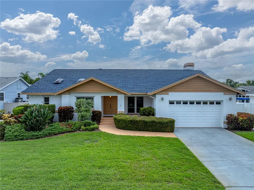 366 6TH AVENUE Tierra Verde, FL 33715