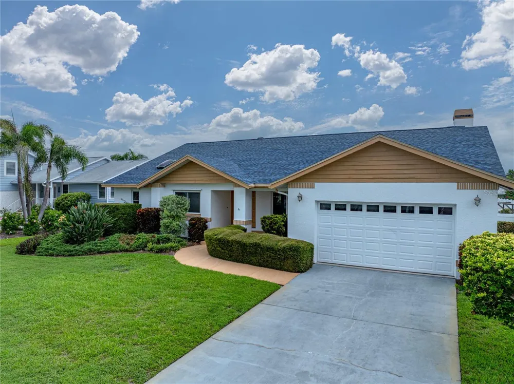366 6TH AVENUE Tierra Verde, FL 33715