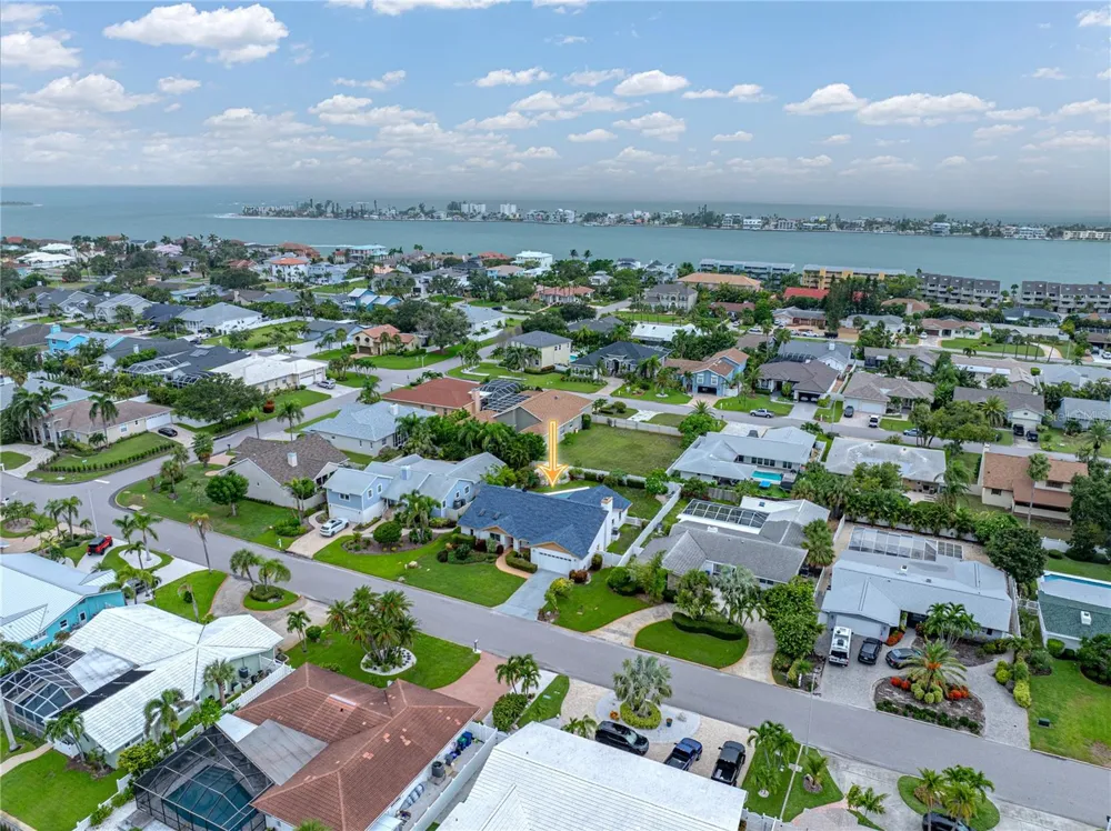 366 6TH AVENUE Tierra Verde, FL 33715