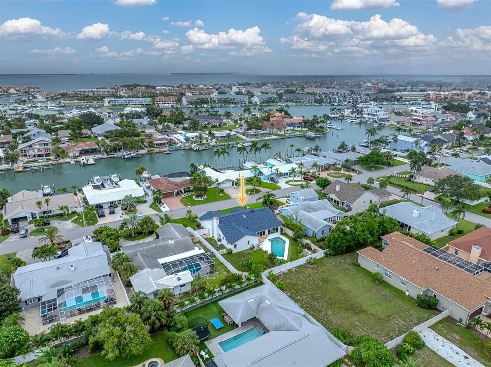 366 6TH AVENUE Tierra Verde, FL 33715