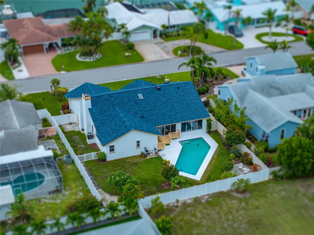 366 6TH AVENUE Tierra Verde, FL 33715