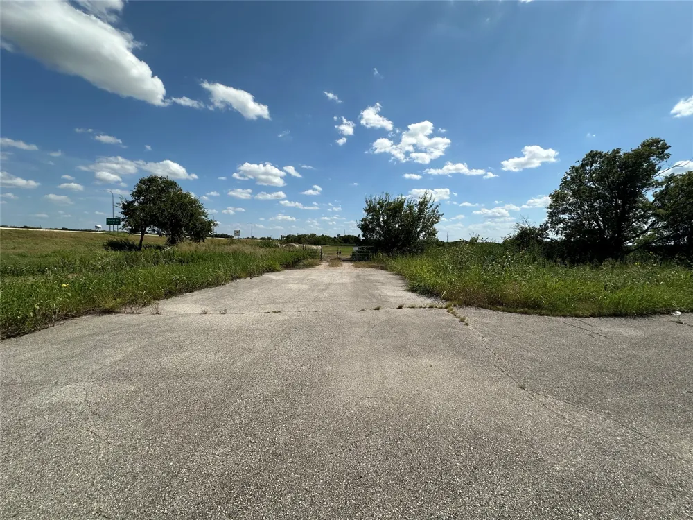 1945 Chisolm Trail Parkway Joshua, TX 76058