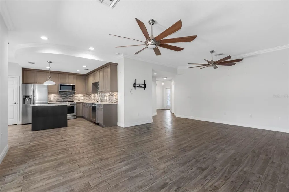 763 DATE PALM LANE St Petersburg, FL 33707