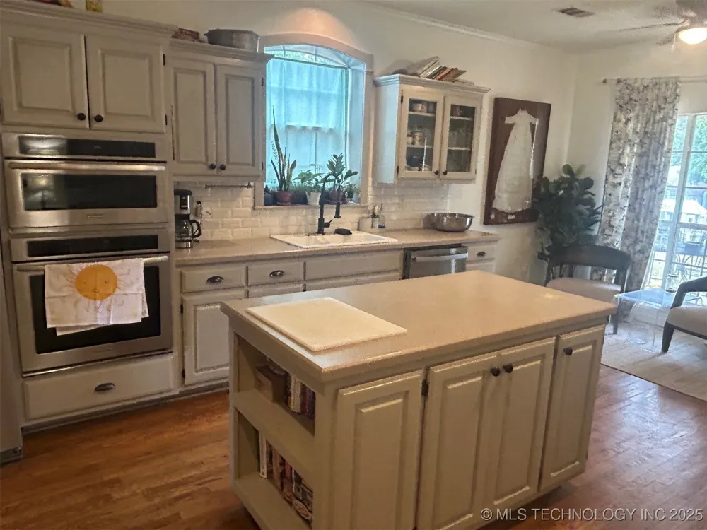 6912 E Galveston Street Broken Arrow, OK 74014