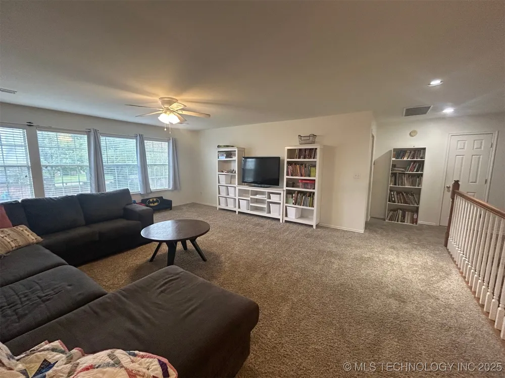 6912 E Galveston Street Broken Arrow, OK 74014