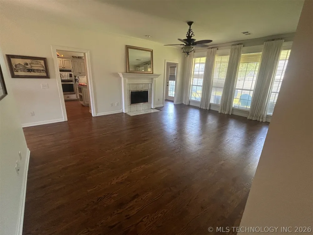 6912 E Galveston Street Broken Arrow, OK 74014