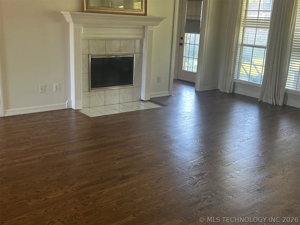 6912 E Galveston Street Broken Arrow, OK 74014