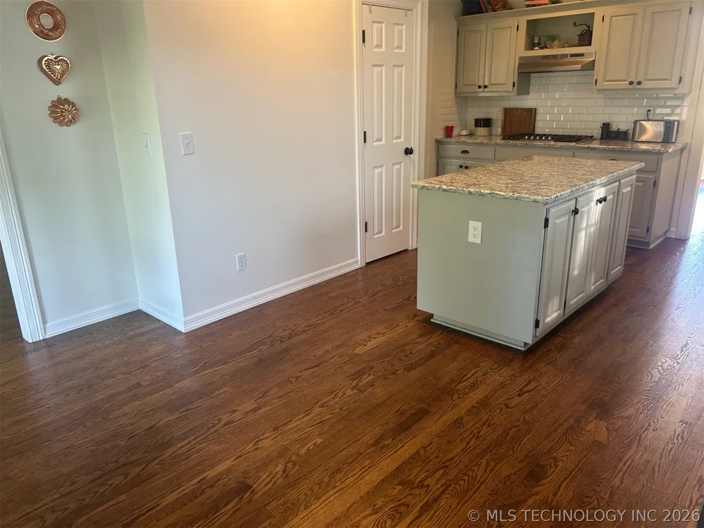 6912 E Galveston Street Broken Arrow, OK 74014