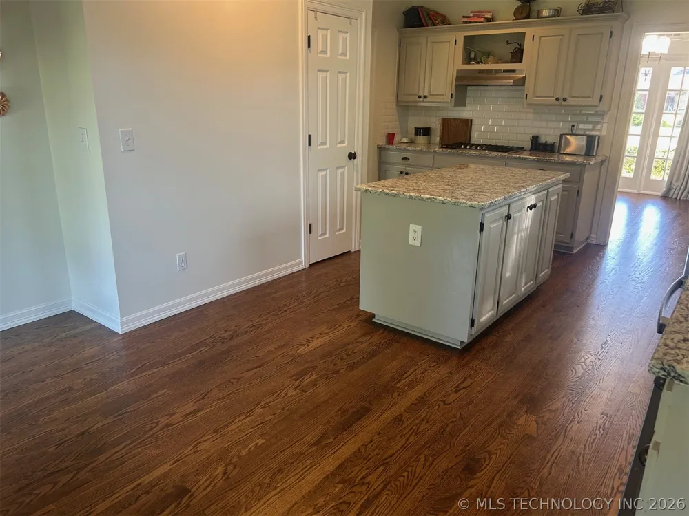 6912 E Galveston Street Broken Arrow, OK 74014