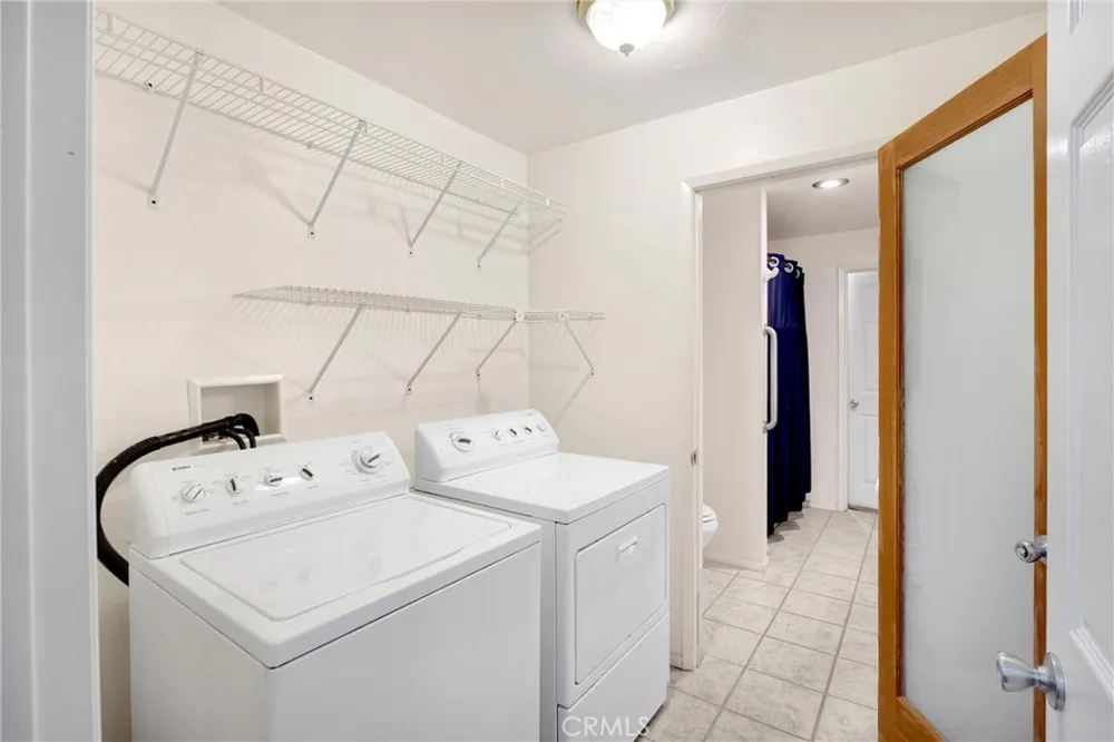 5495 Summit Drive Wrightwood, CA 92397