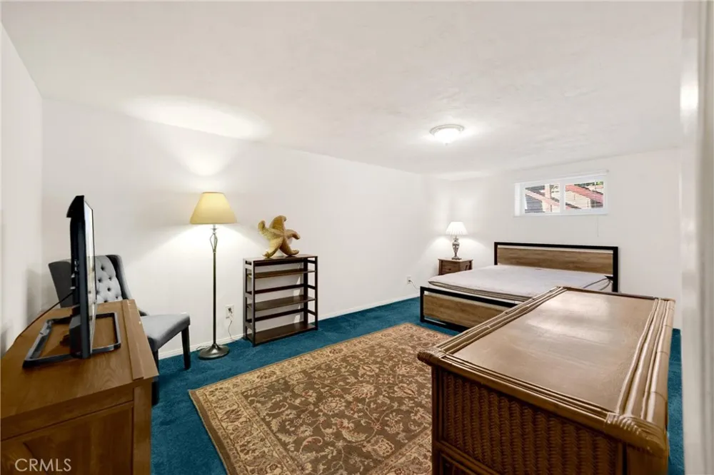 5495 Summit Drive Wrightwood, CA 92397