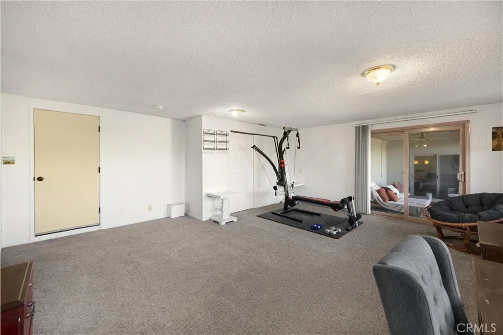 5495 Summit Drive Wrightwood, CA 92397