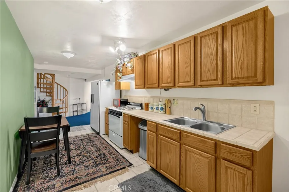 5495 Summit Drive Wrightwood, CA 92397