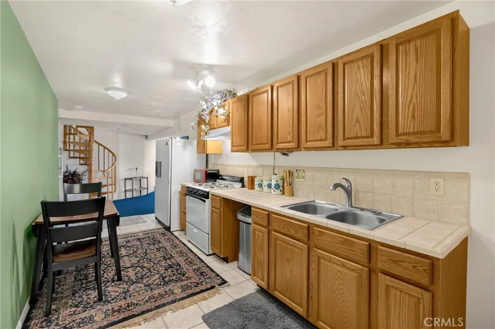 5495 Summit Drive Wrightwood, CA 92397