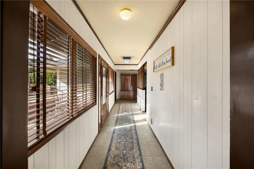 5495 Summit Drive Wrightwood, CA 92397