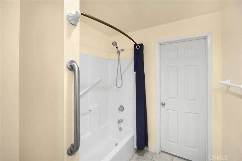 5495 Summit Drive Wrightwood, CA 92397