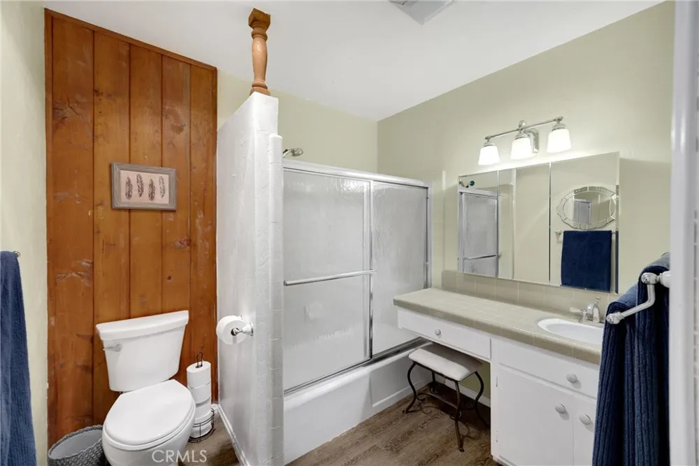 5495 Summit Drive Wrightwood, CA 92397