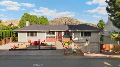 5495 Summit Drive