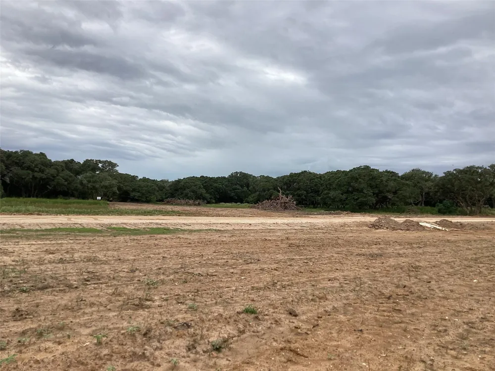 88 Gadwall Lane Columbus, TX 78934